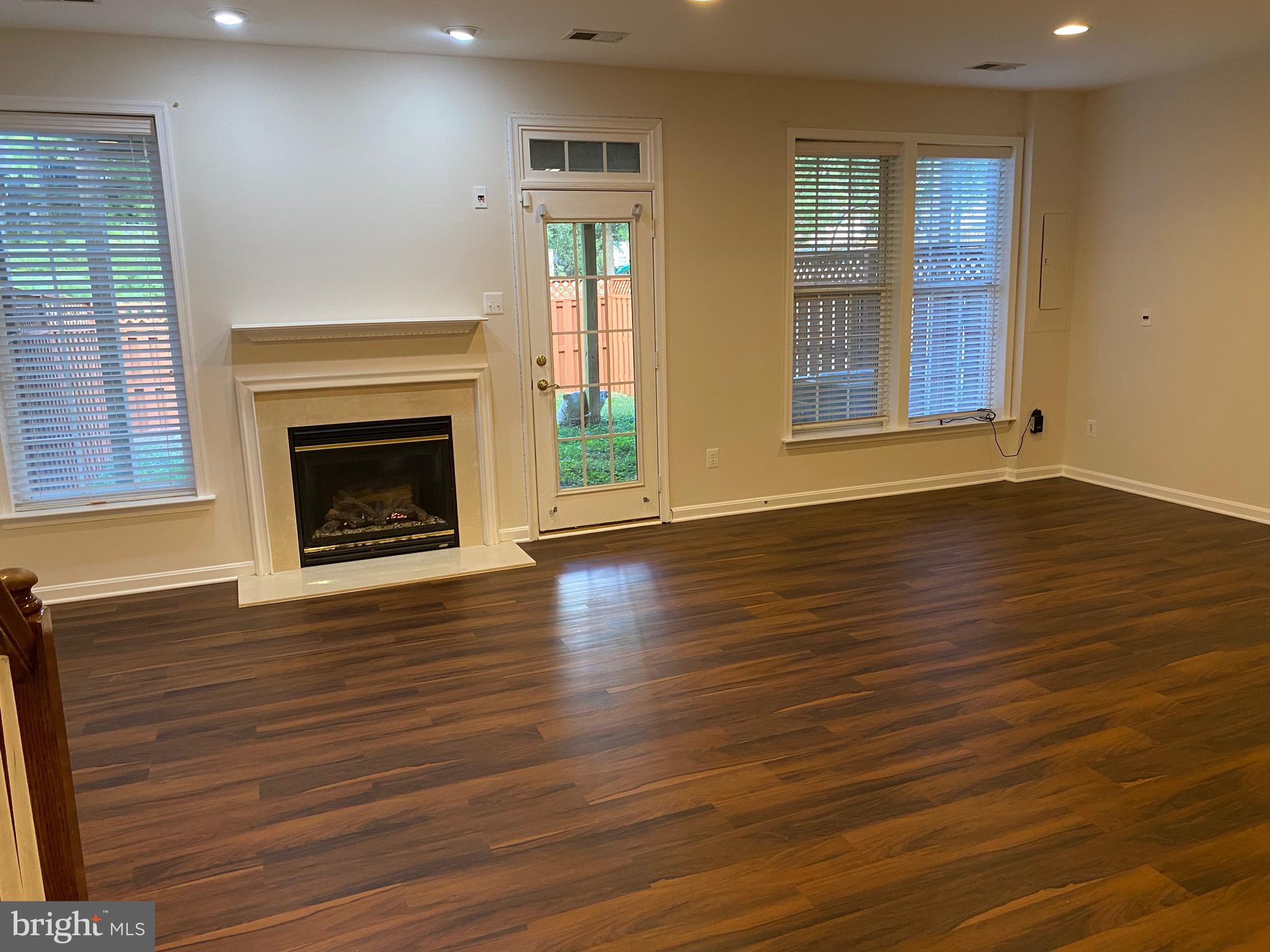 STONE RIDGE NORTH - Residential Lease