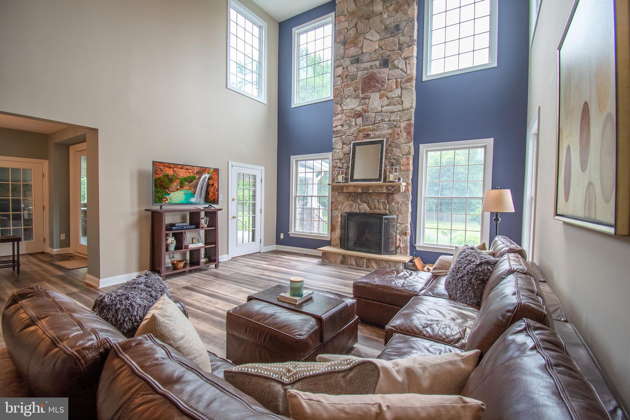 PICKERING CHASE - Residential