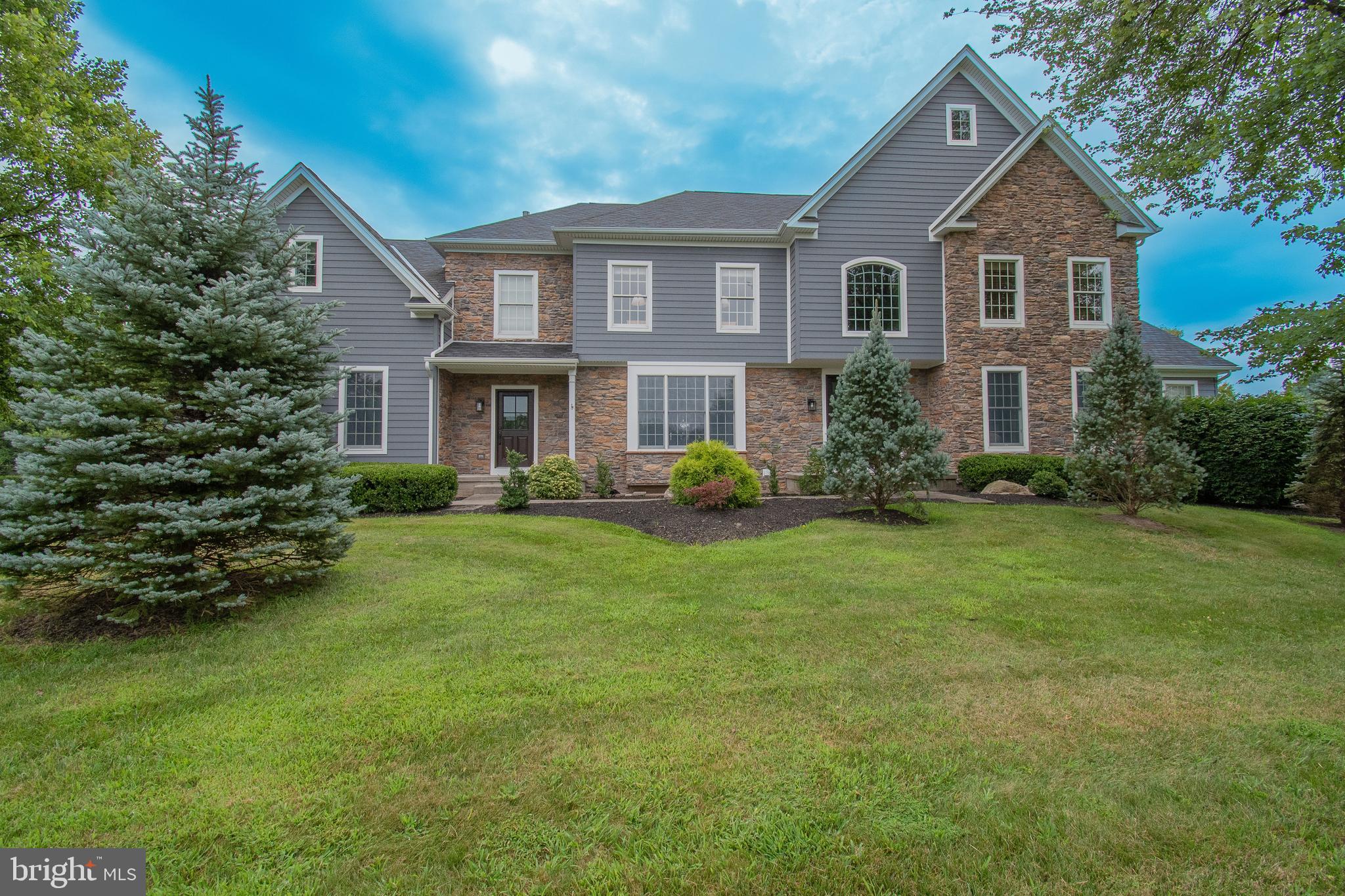 PICKERING CHASE - Residential
