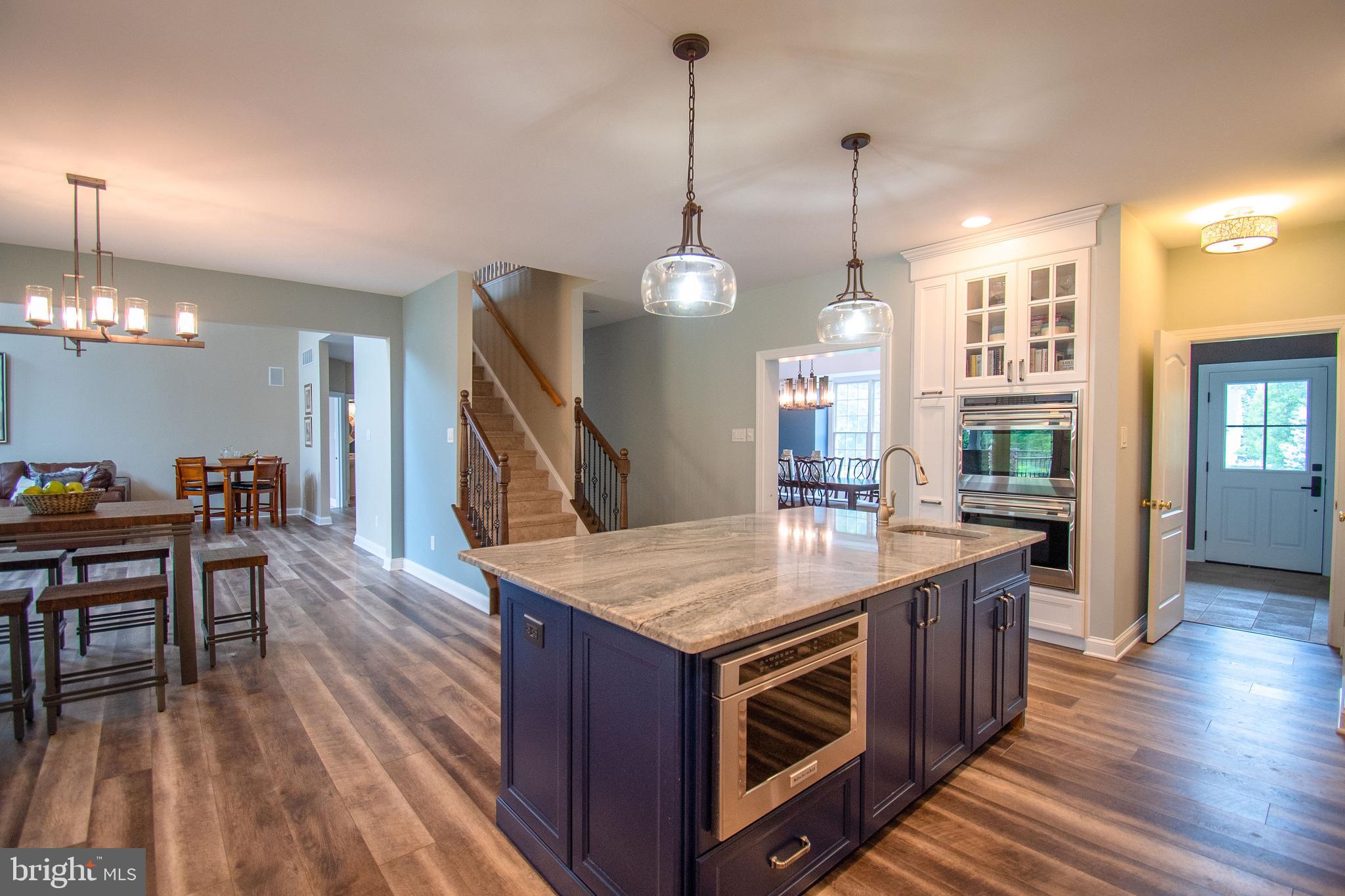 PICKERING CHASE - Residential