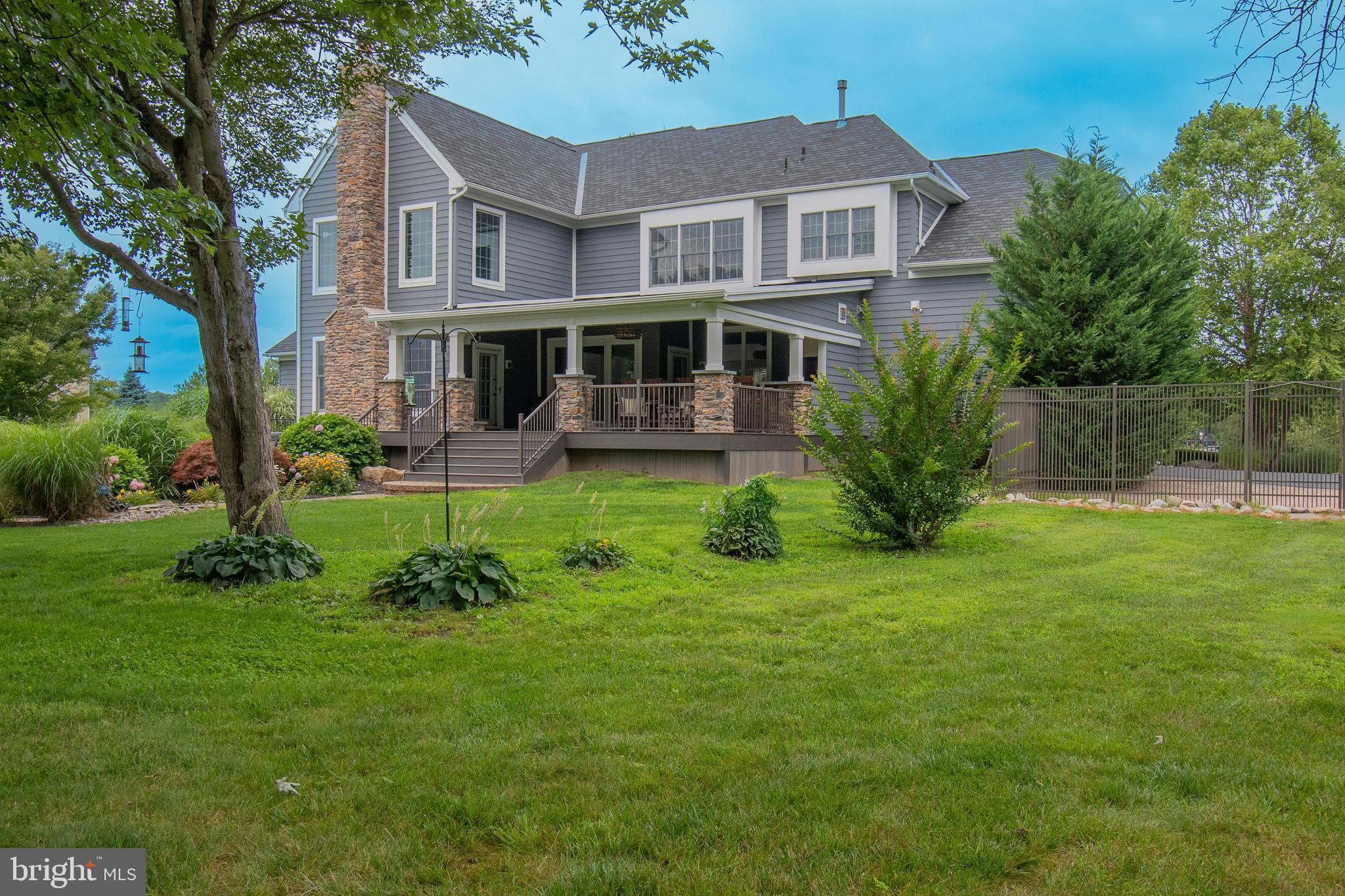 PICKERING CHASE - Residential