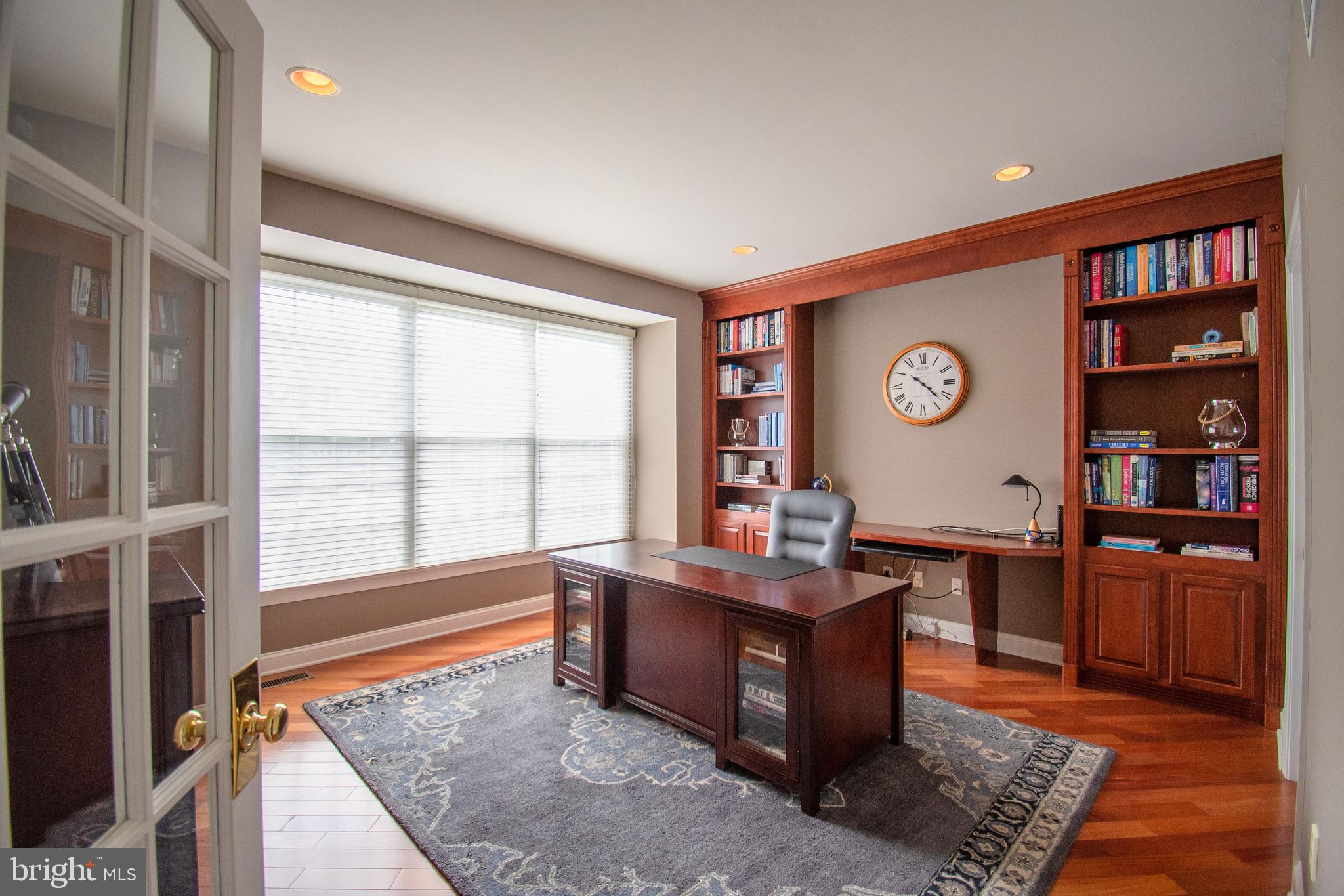 PICKERING CHASE - Residential