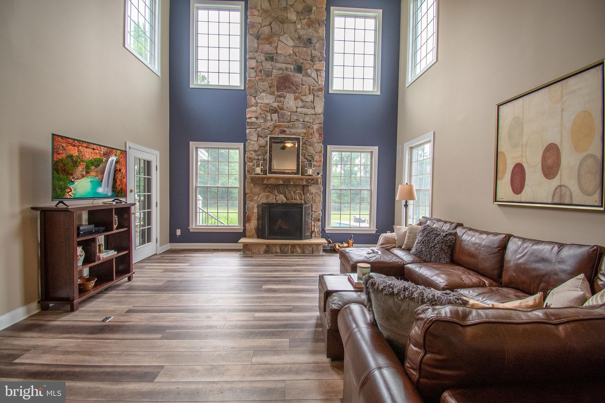 PICKERING CHASE - Residential