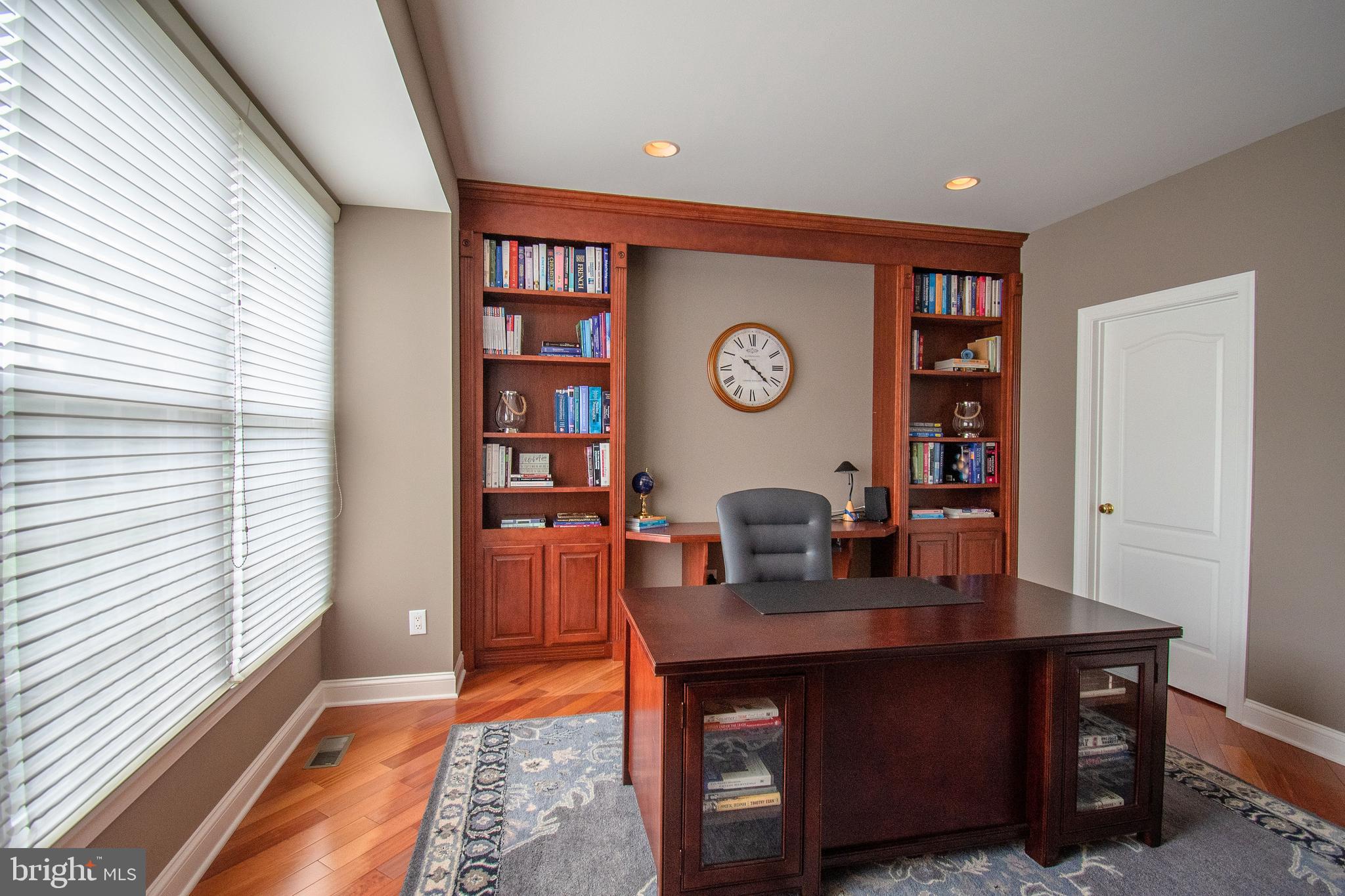 PICKERING CHASE - Residential
