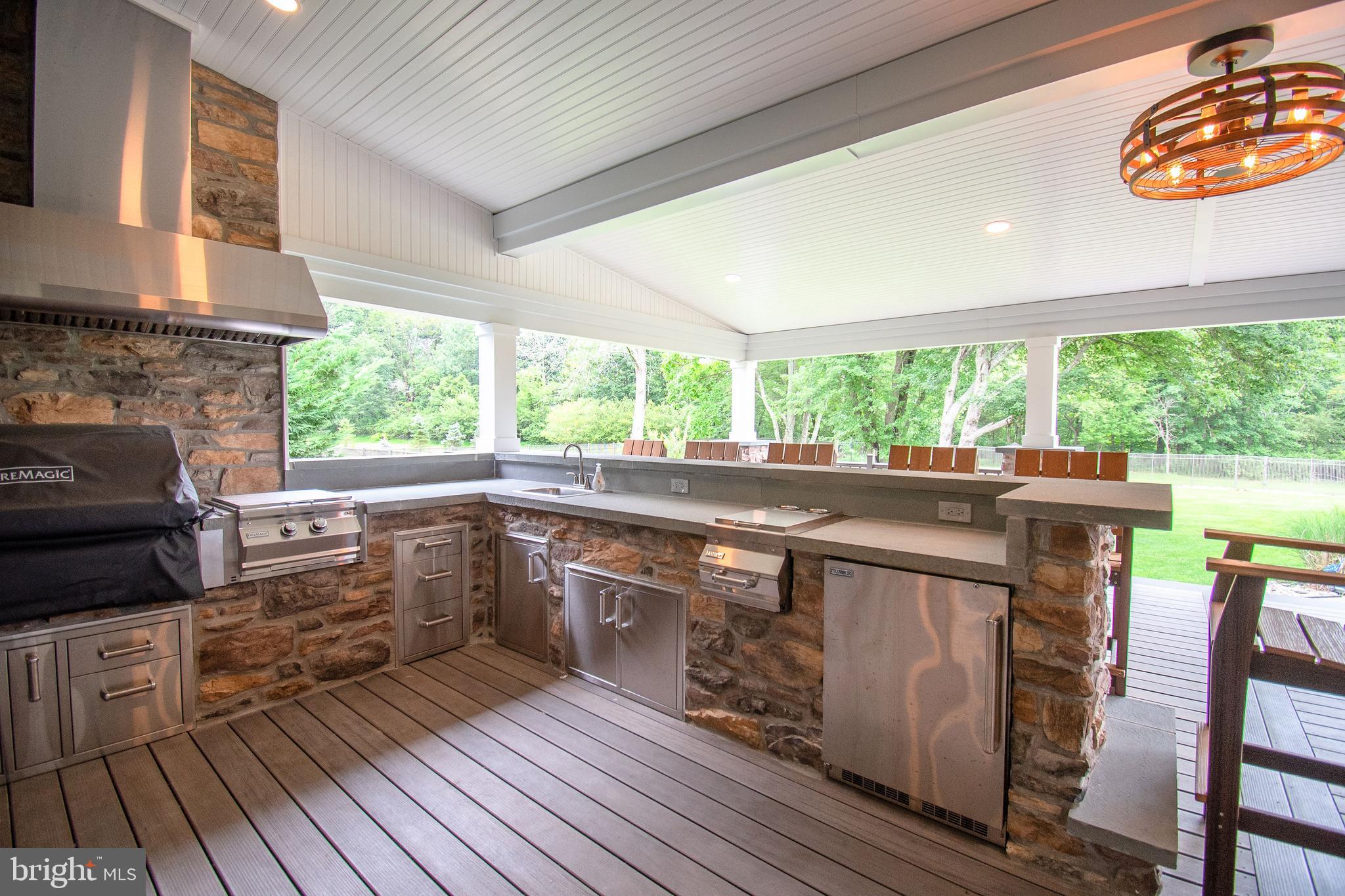 PICKERING CHASE - Residential
