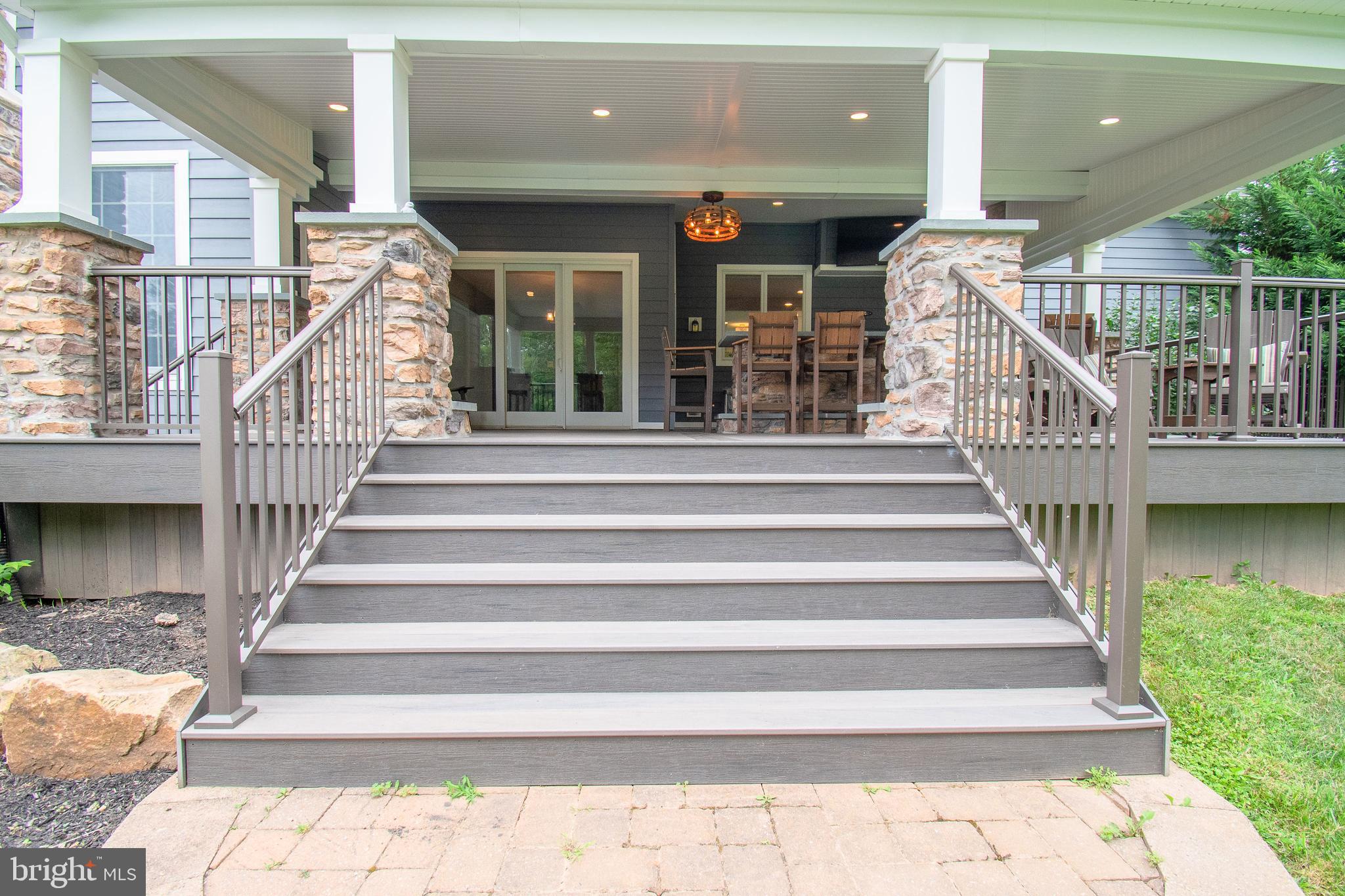 PICKERING CHASE - Residential