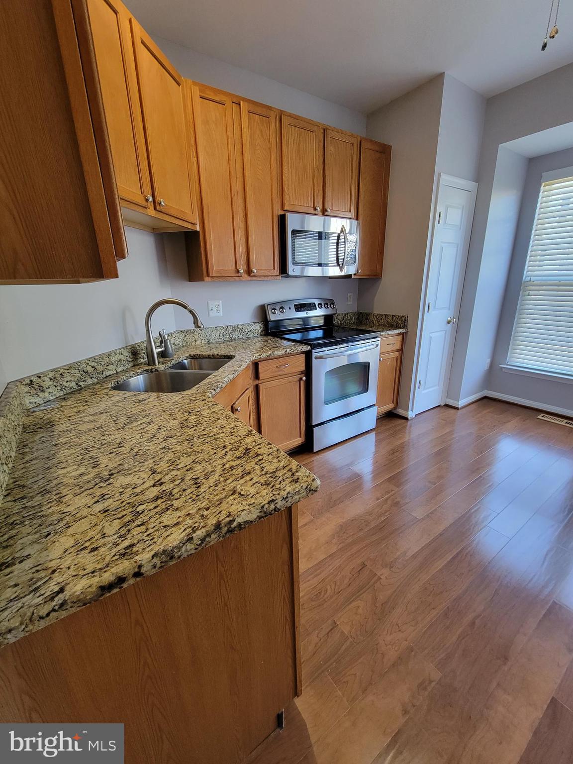 RUSSETT - Residential Lease