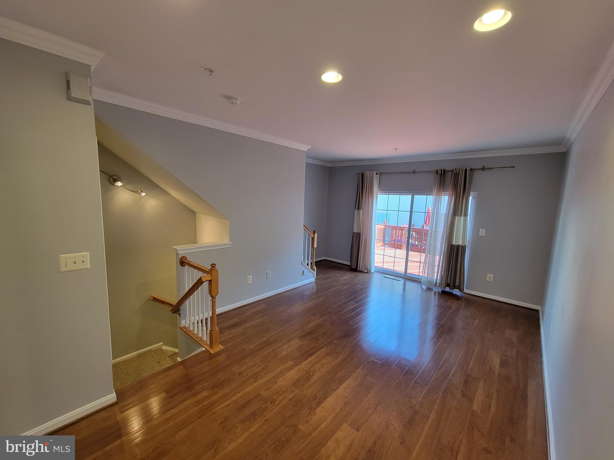 RUSSETT - Residential Lease