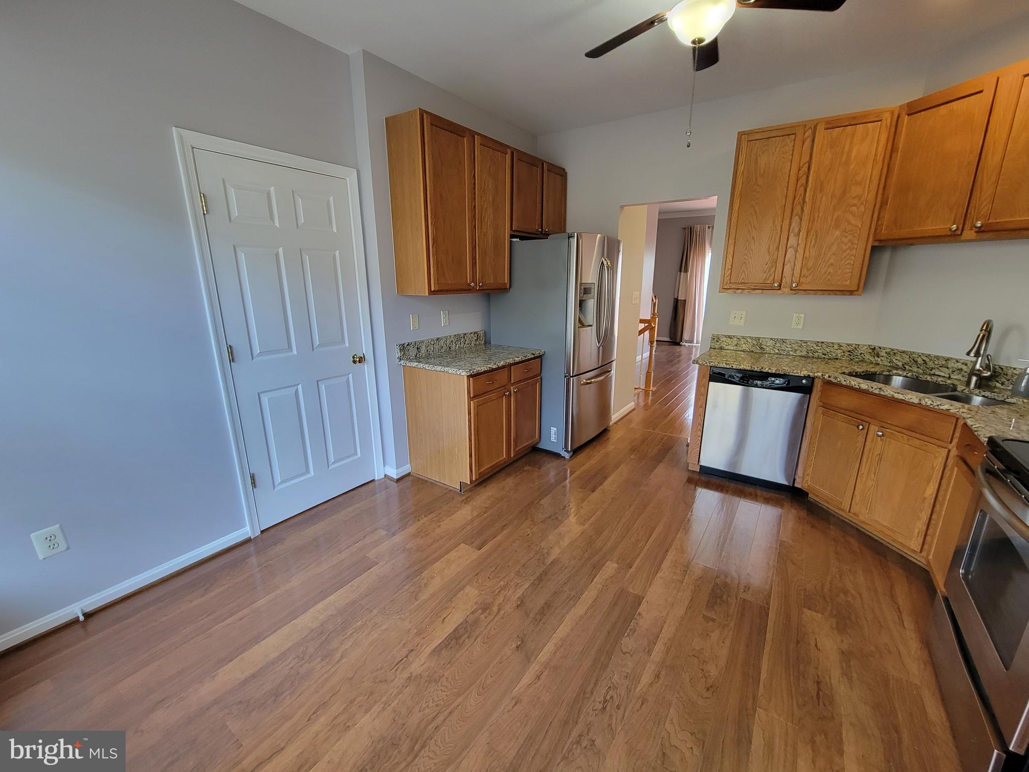 RUSSETT - Residential Lease