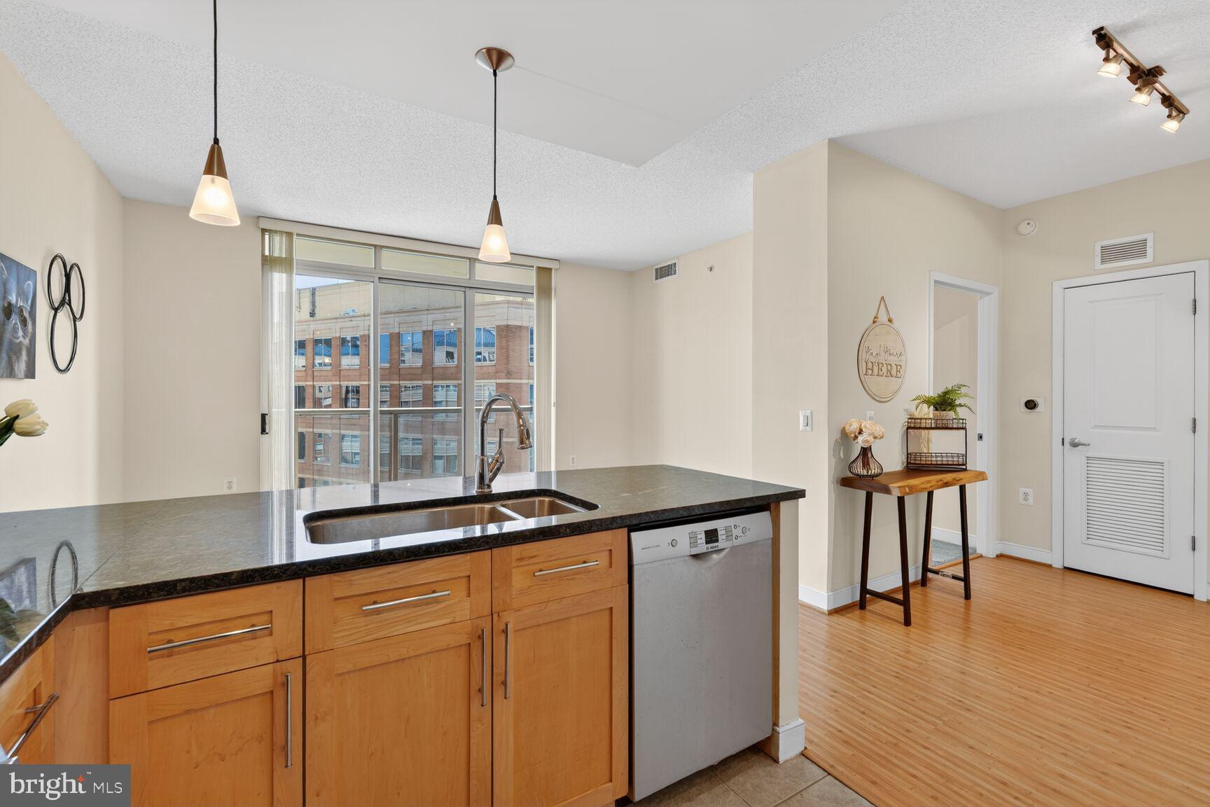 820 N POLLARD STREET 810