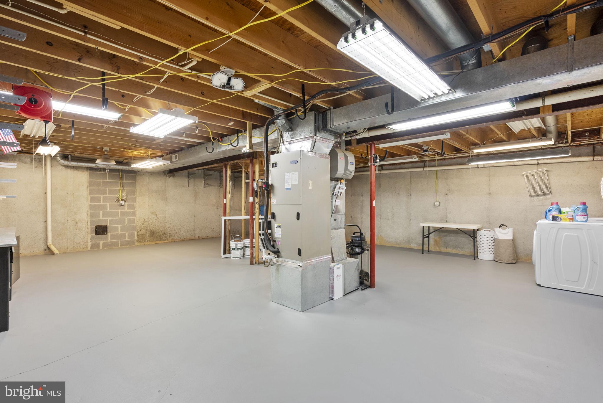 GOSHEN HUNT HILLS - Residential