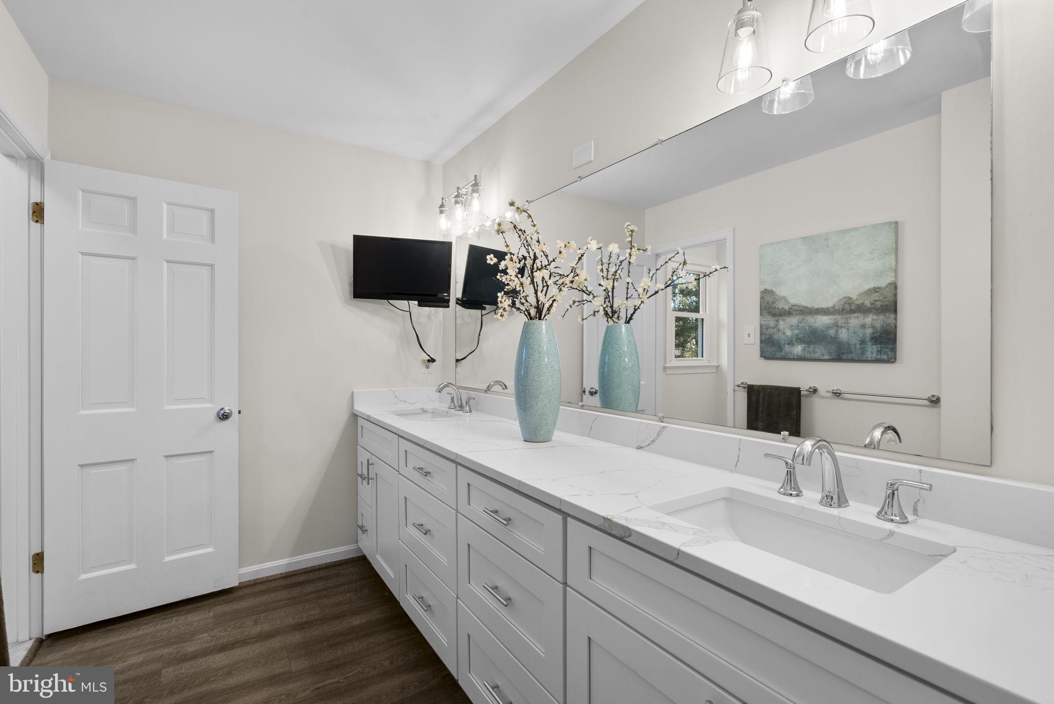 GOSHEN HUNT HILLS - Residential