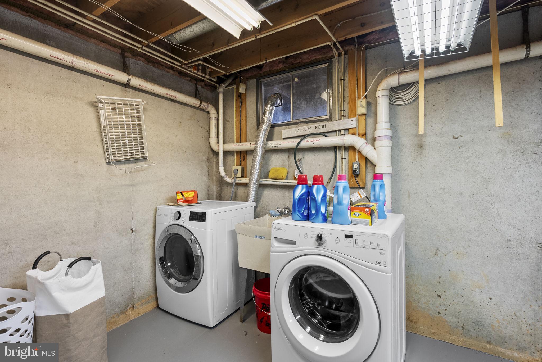 GOSHEN HUNT HILLS - Residential