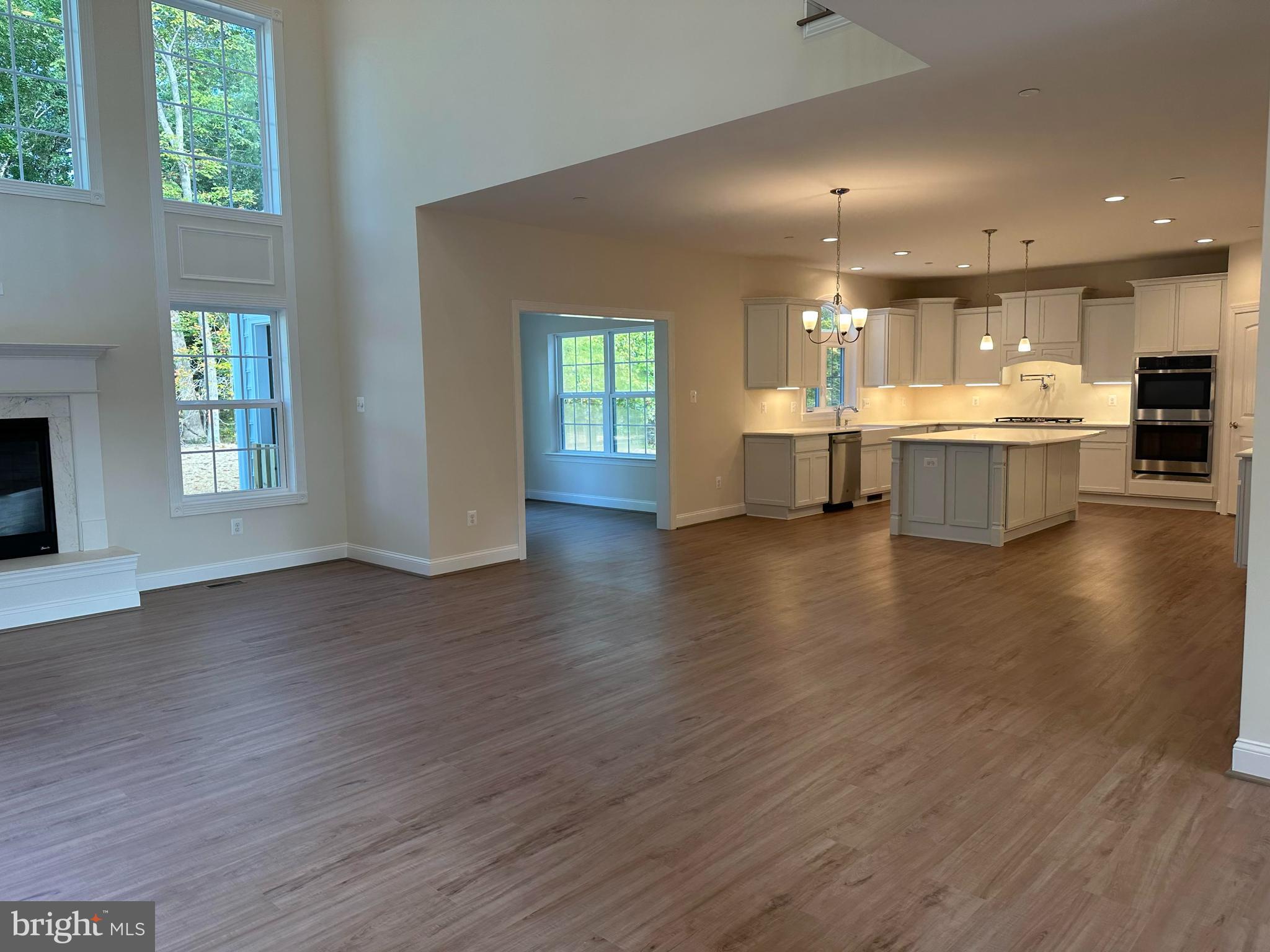 OAKLAND HALL - Residential