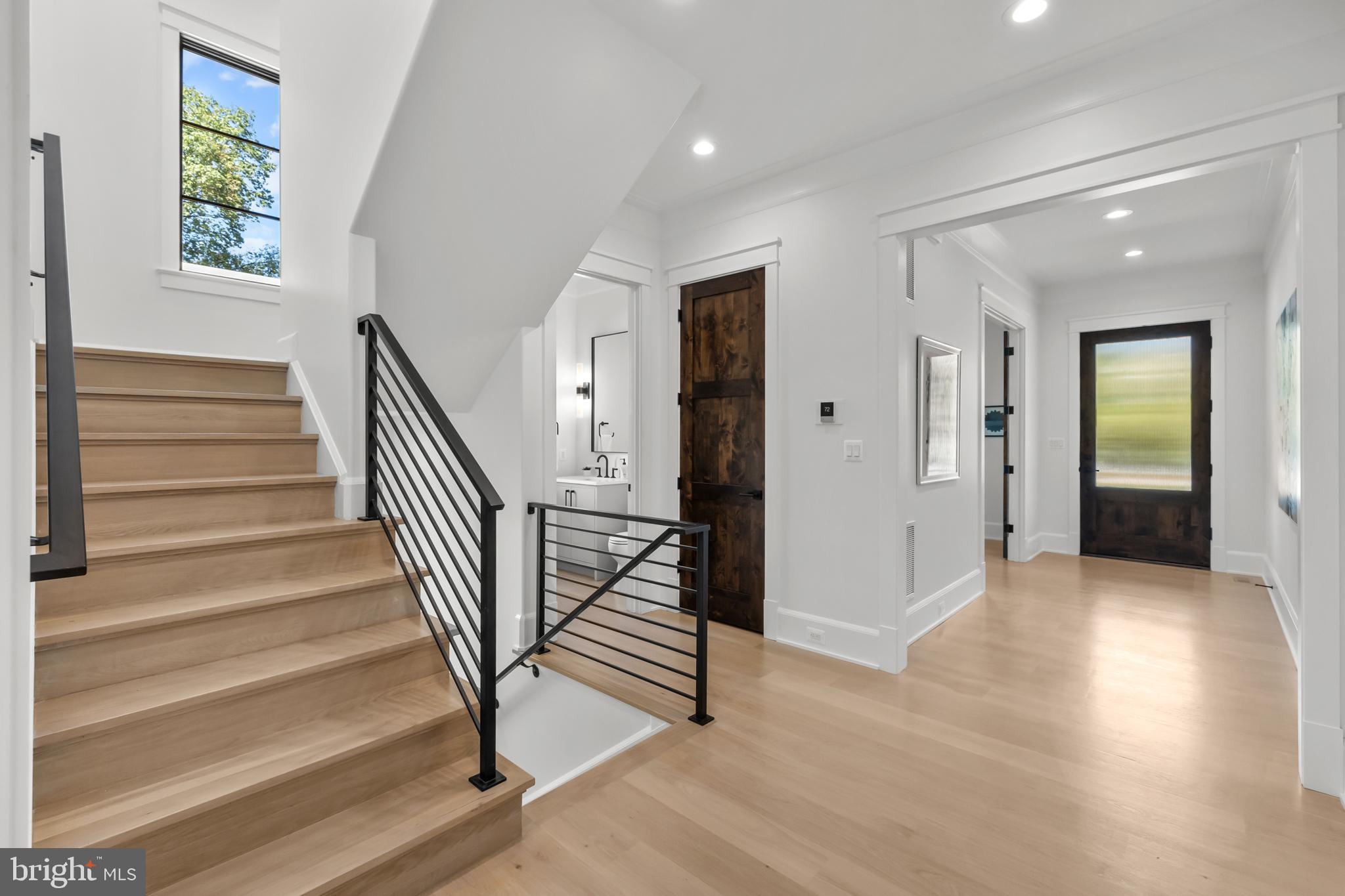 LYON VILLAGE - Residential