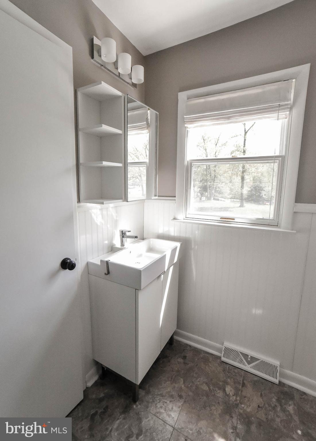 TOWN CREEK - Residential