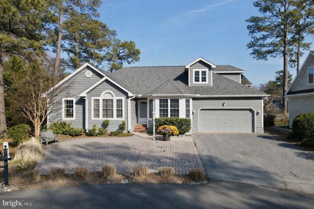 Photo of 844 Glen Drive, BETHANY BEACH, DE 19930 (MLS # DESU2108162)