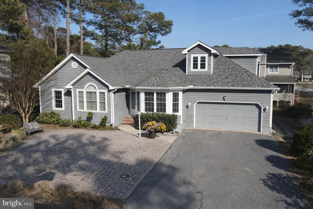 Photo of 844 Glen Drive, BETHANY BEACH, DE 19930 (MLS # DESU2108162)