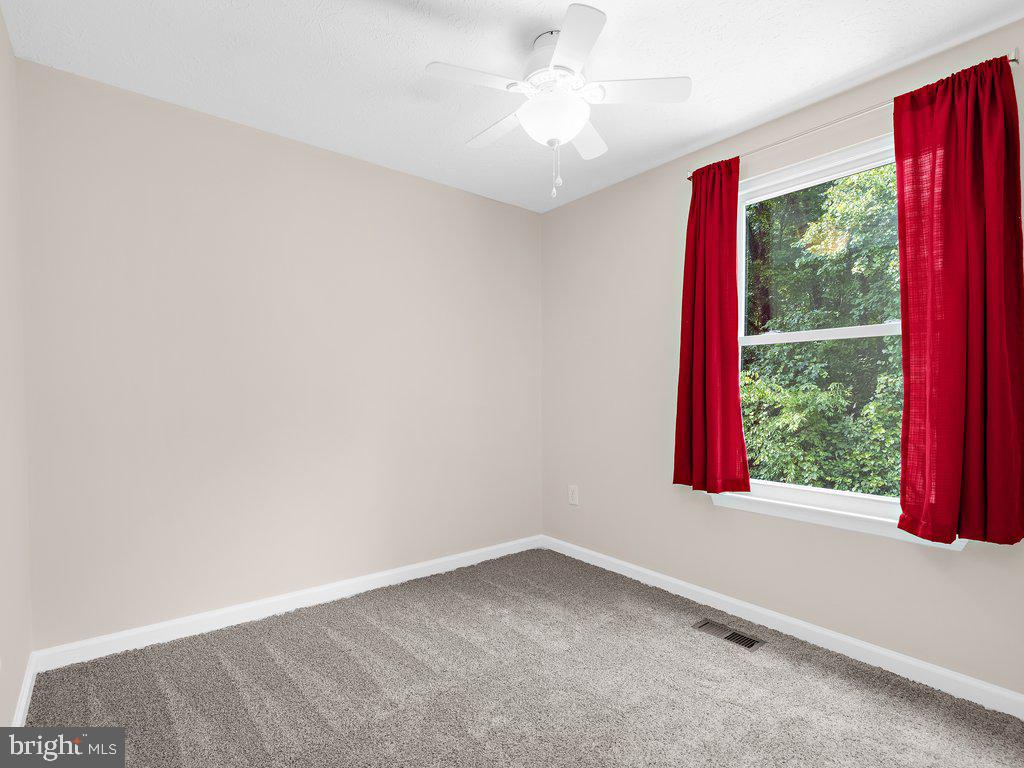 ASBURY WOODS - Residential