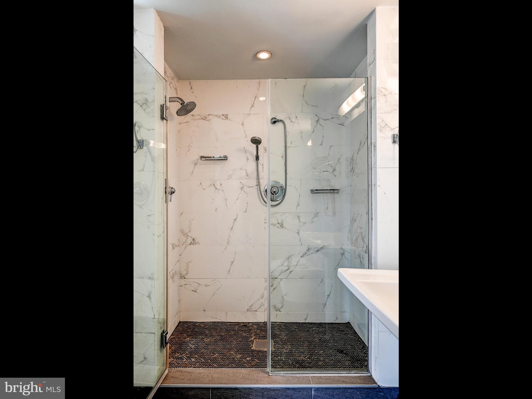 BUTCHERS HILL - Residential