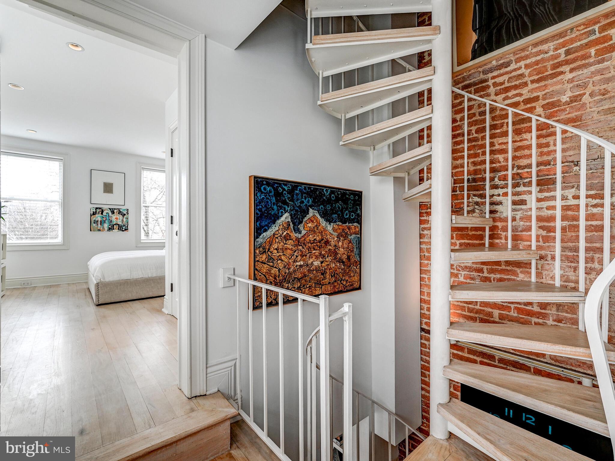 BUTCHERS HILL - Residential