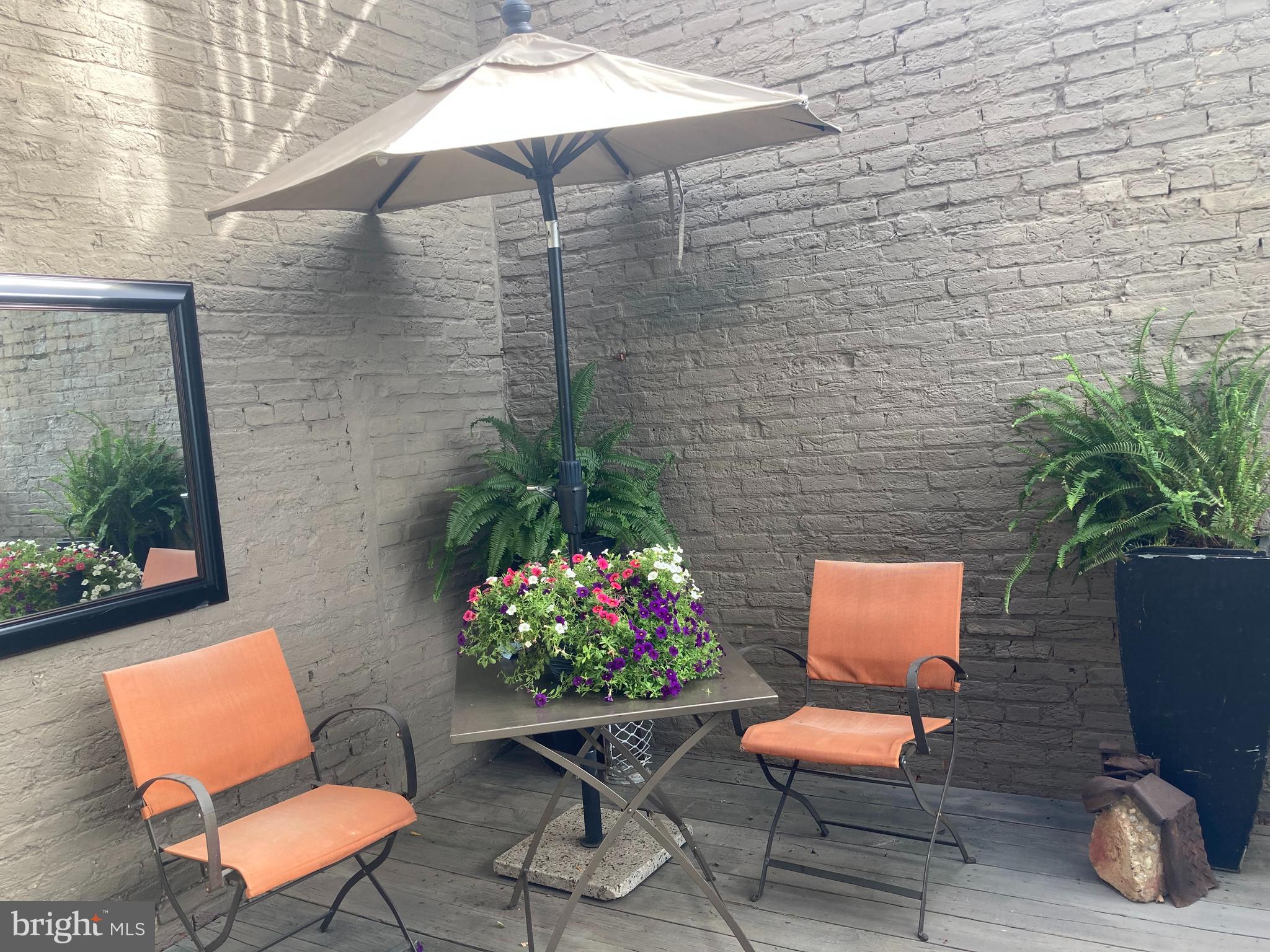 BUTCHERS HILL - Residential