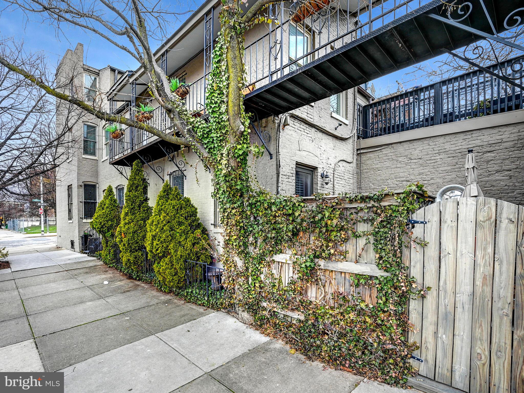 BUTCHERS HILL - Residential