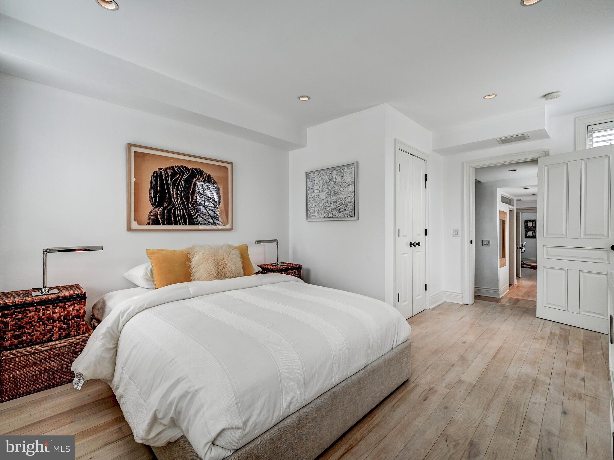 BUTCHERS HILL - Residential