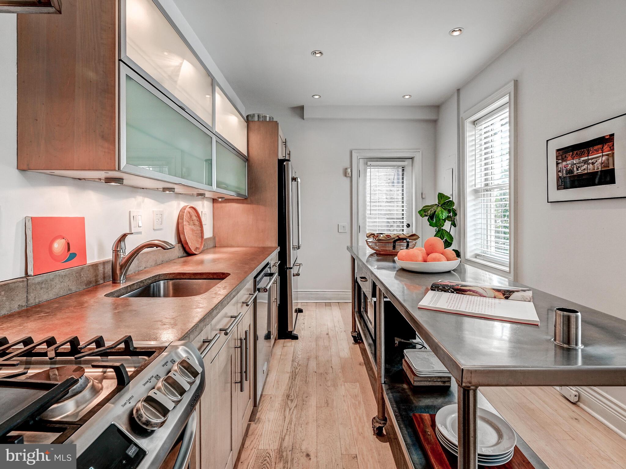 BUTCHERS HILL - Residential