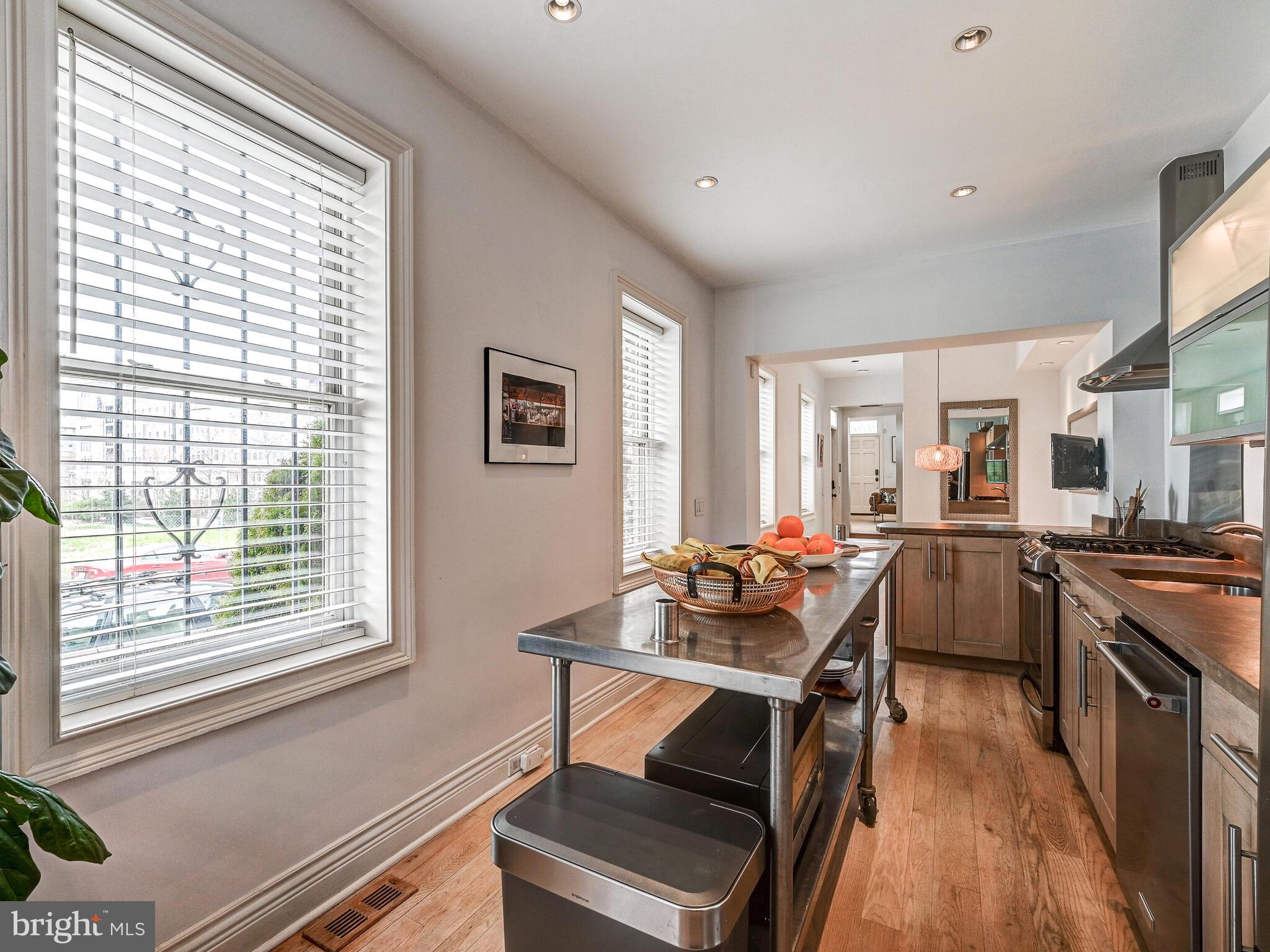 BUTCHERS HILL - Residential