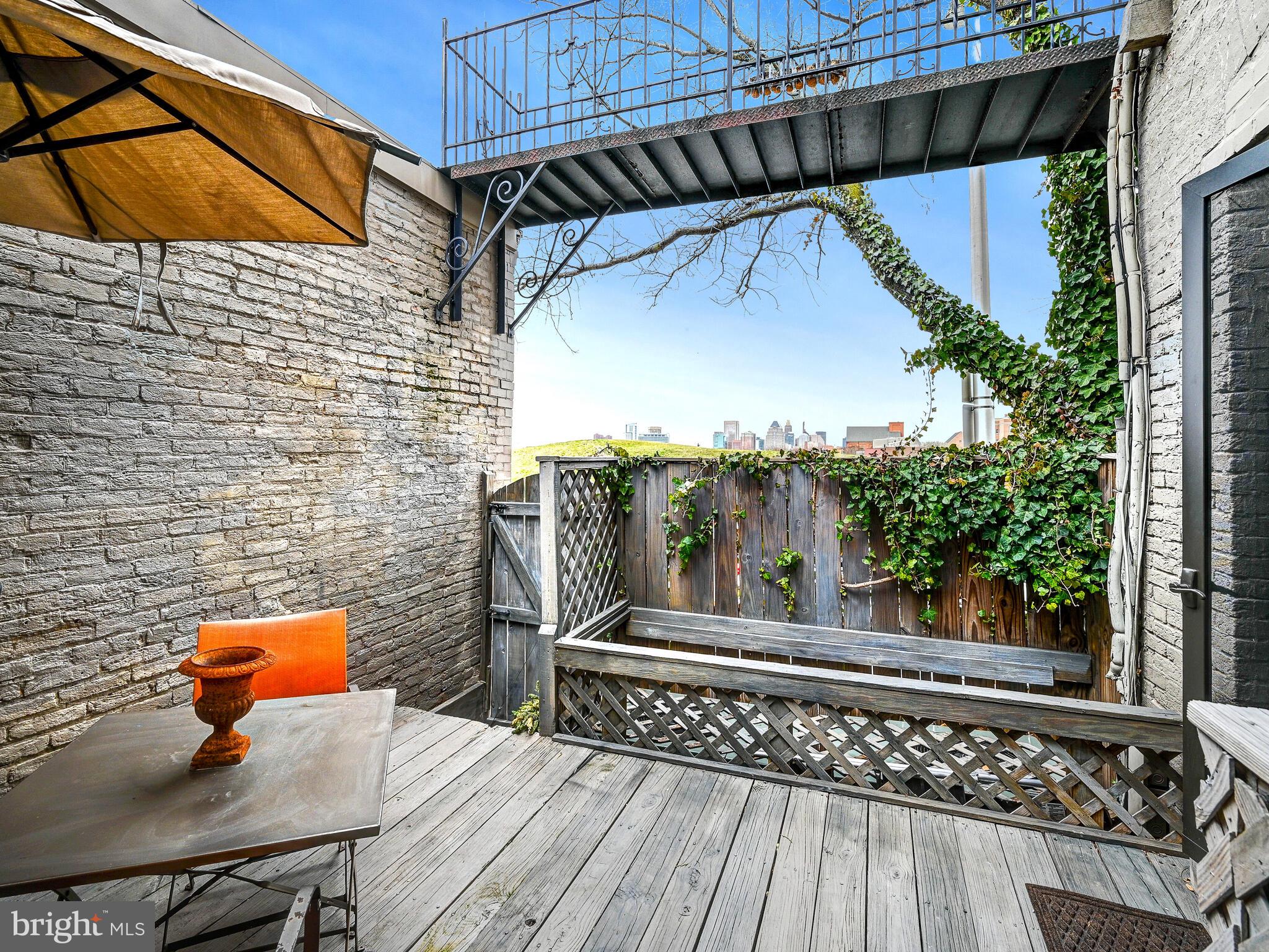 BUTCHERS HILL - Residential