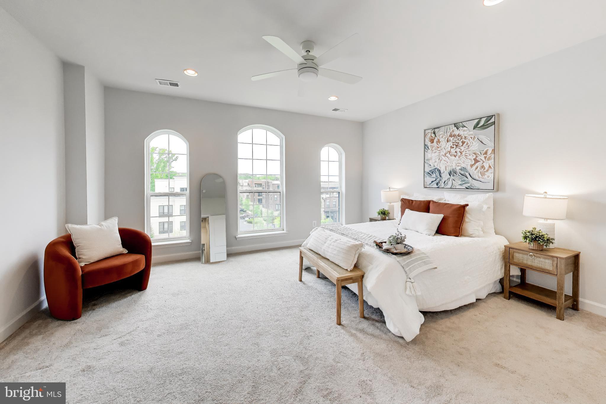 POTOMAC OVERLOOK - Residential