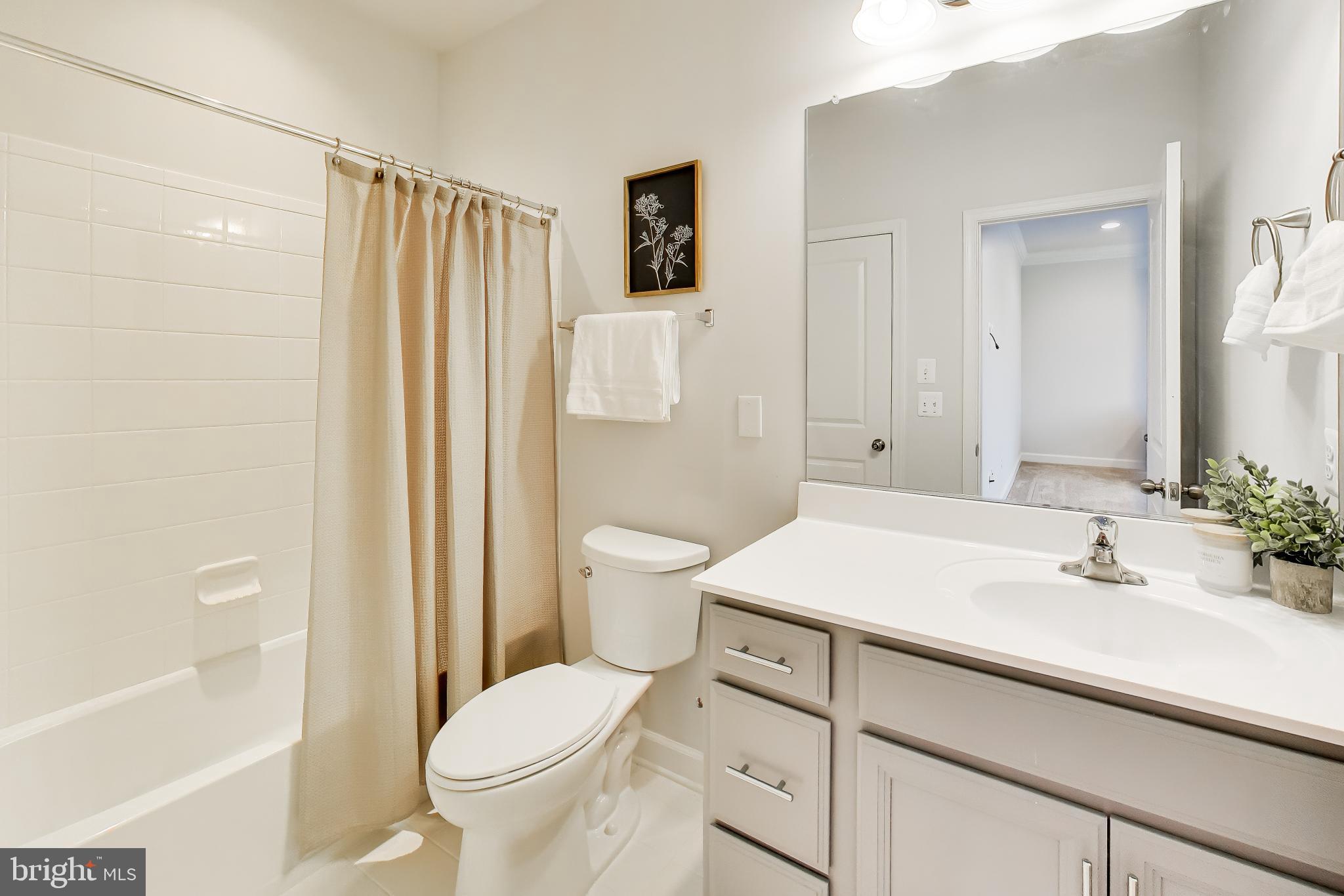 POTOMAC OVERLOOK - Residential