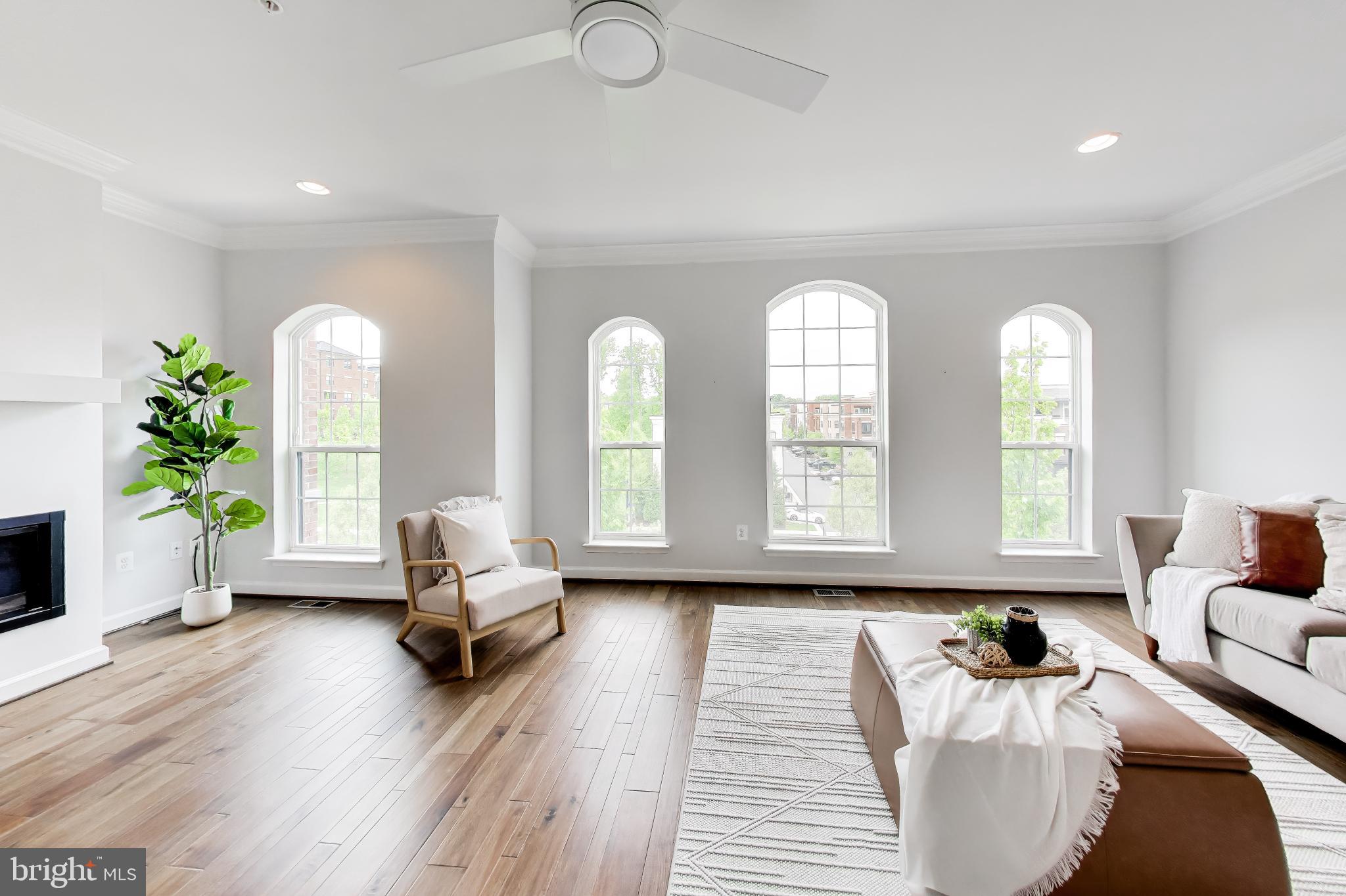 POTOMAC OVERLOOK - Residential