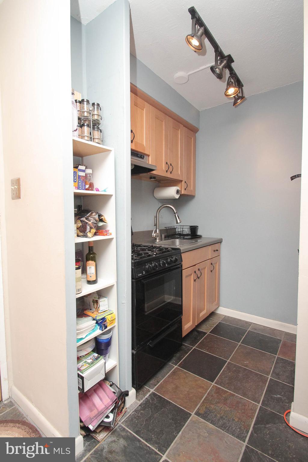 RITTENHOUSE SQUARE - Residential Lease