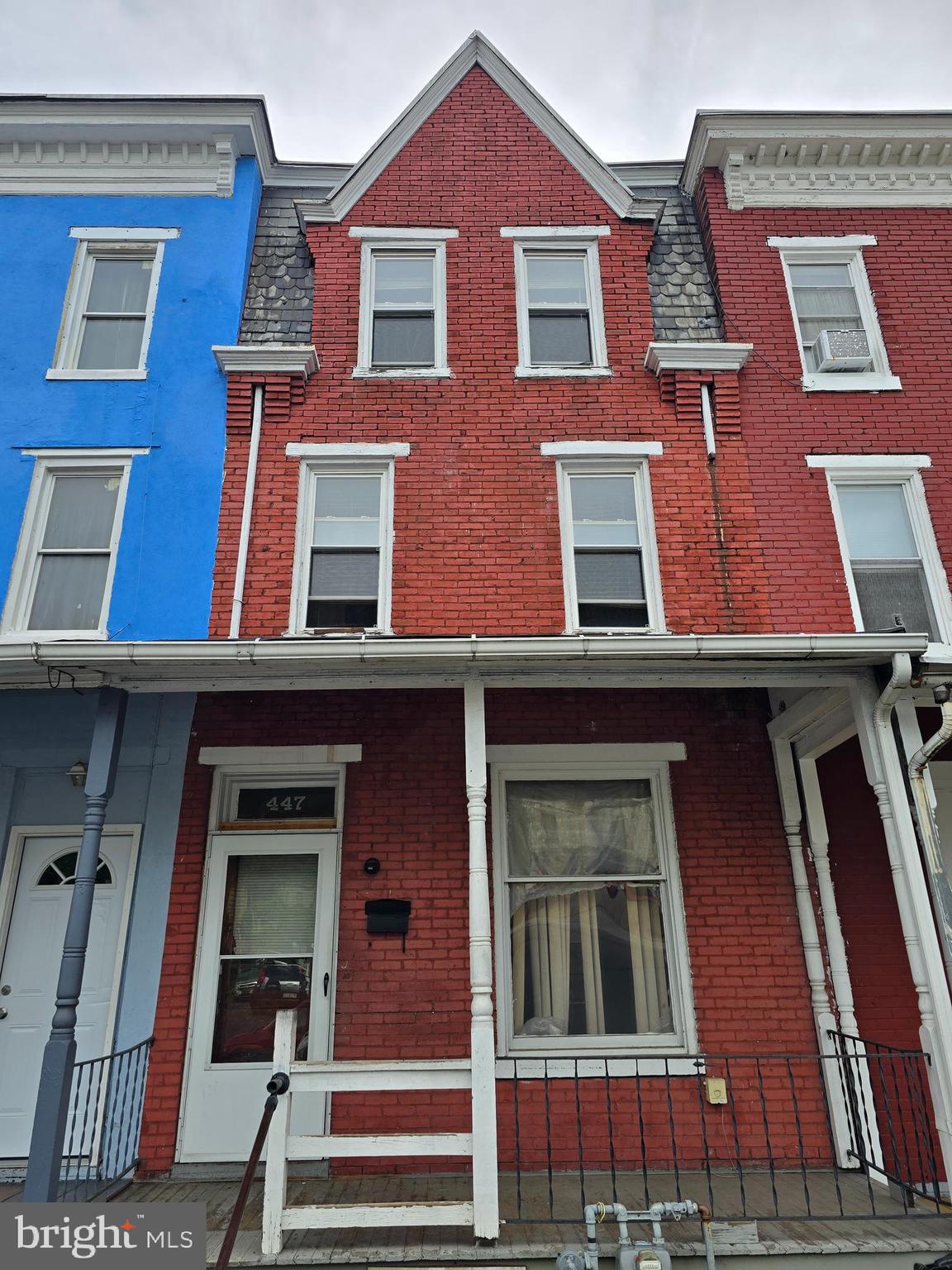 ALLISON HILL - Residential