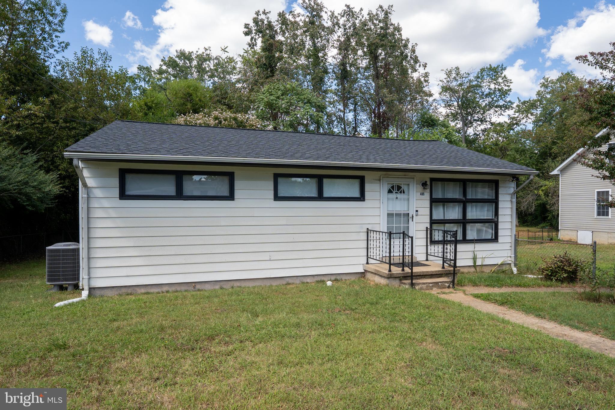 GREENFIELD - Residential Lease