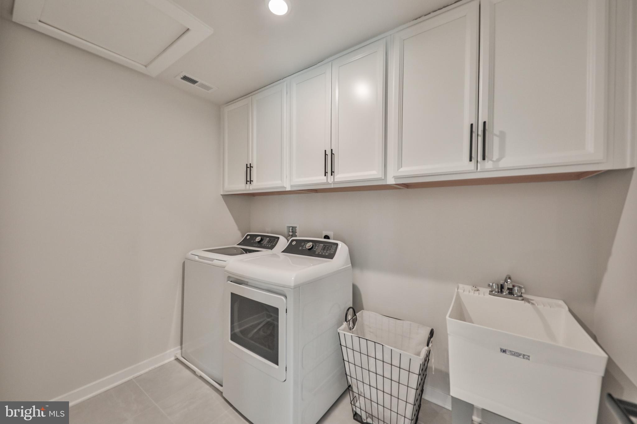 ESTATES AT SAUCON VALLEY - Residential