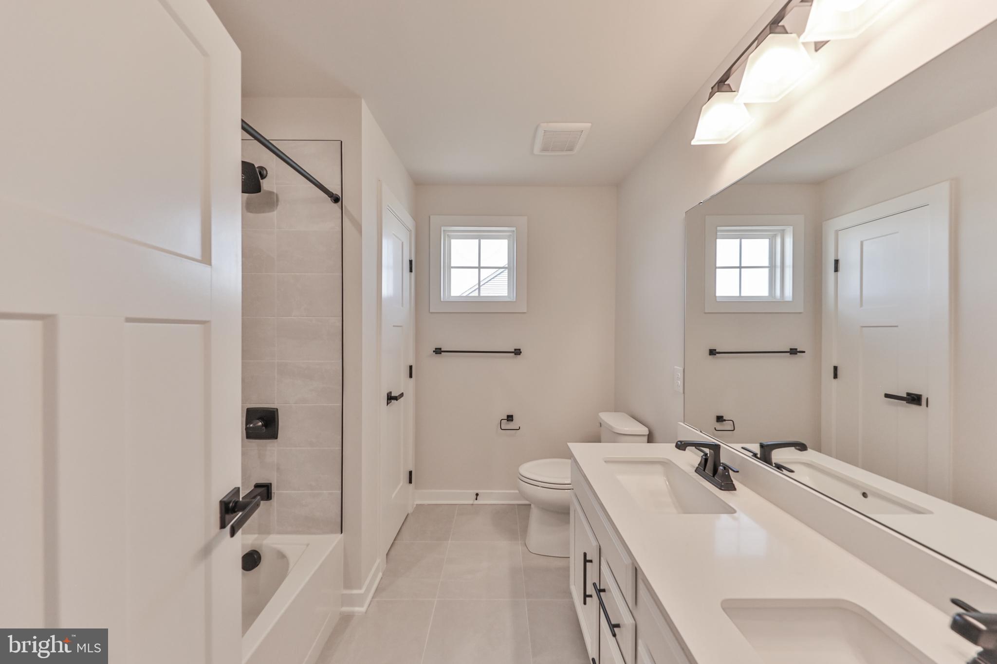 ESTATES AT SAUCON VALLEY - Residential