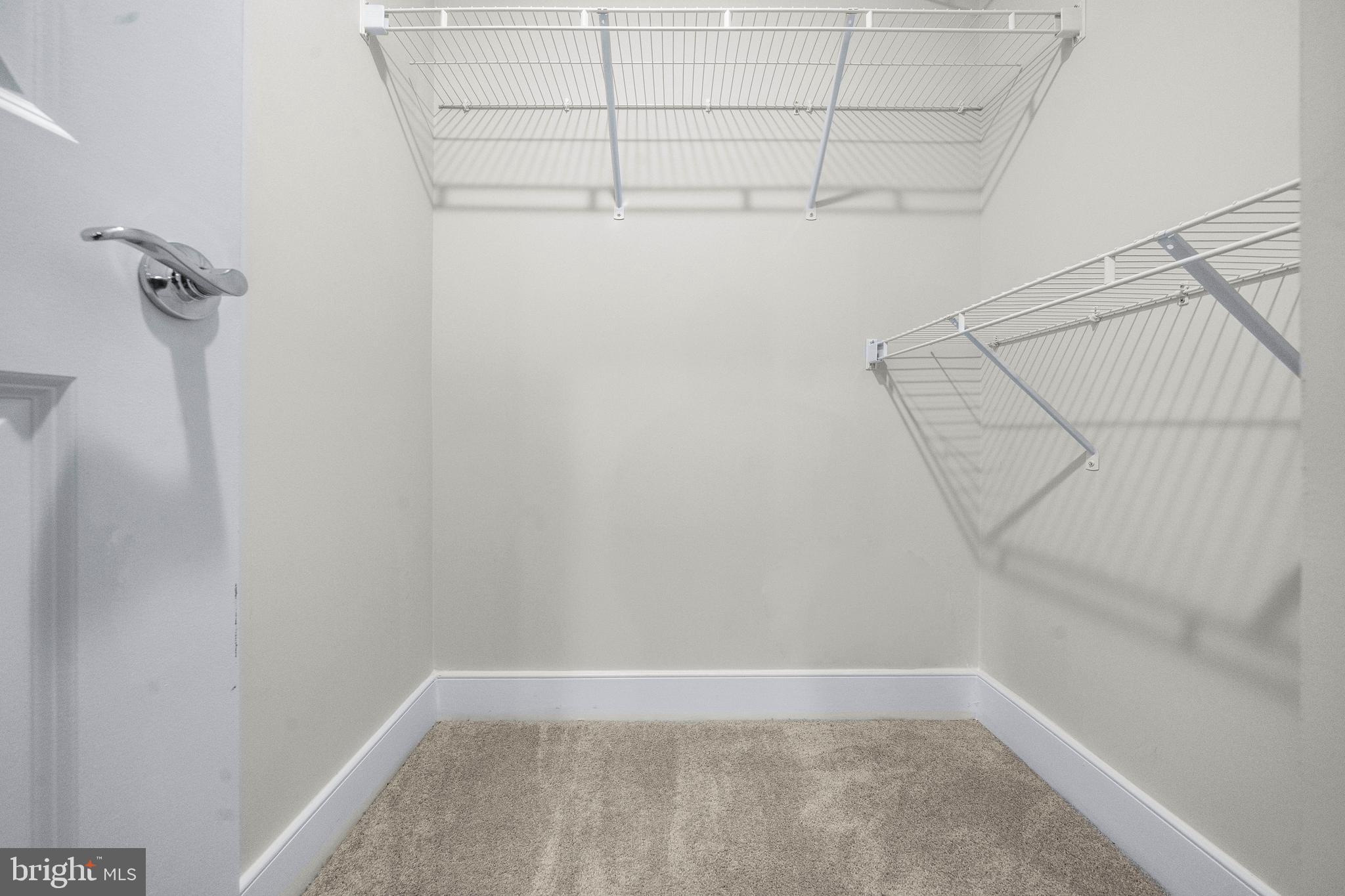 POTOMAC SHORES - Residential Lease