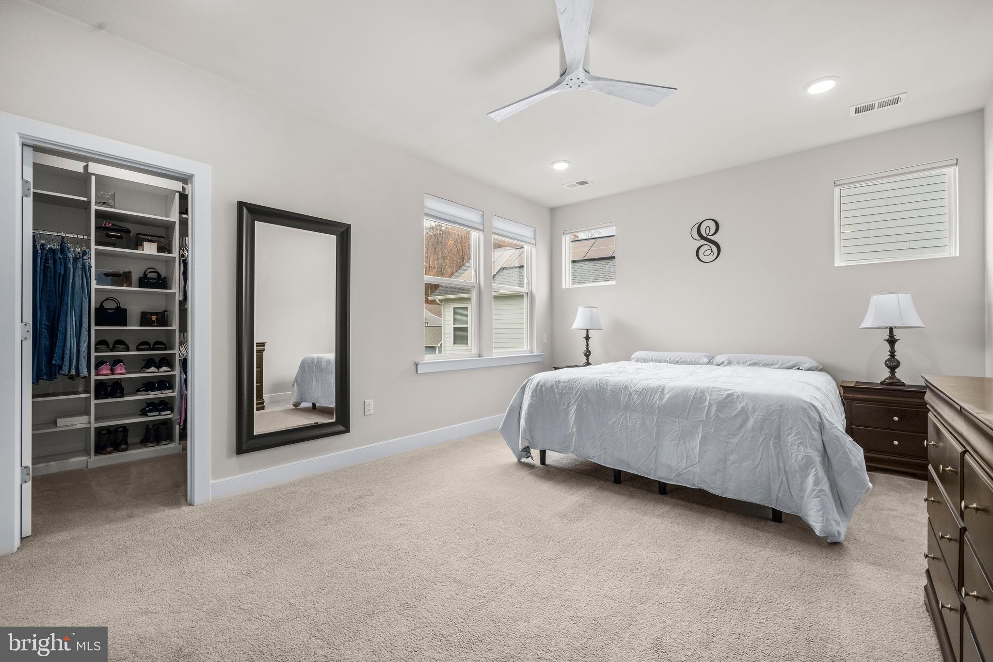 POTOMAC SHORES - Residential Lease