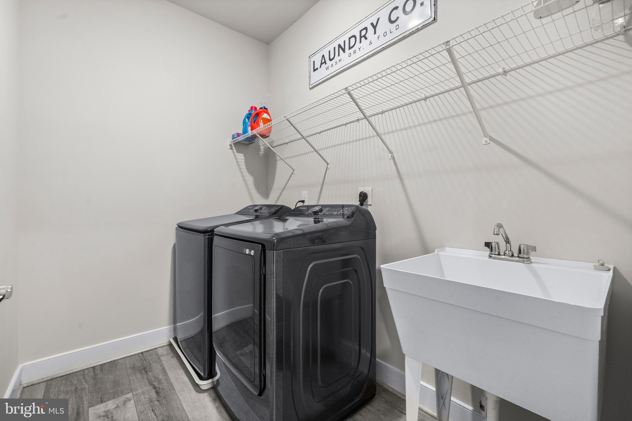 POTOMAC SHORES - Residential Lease