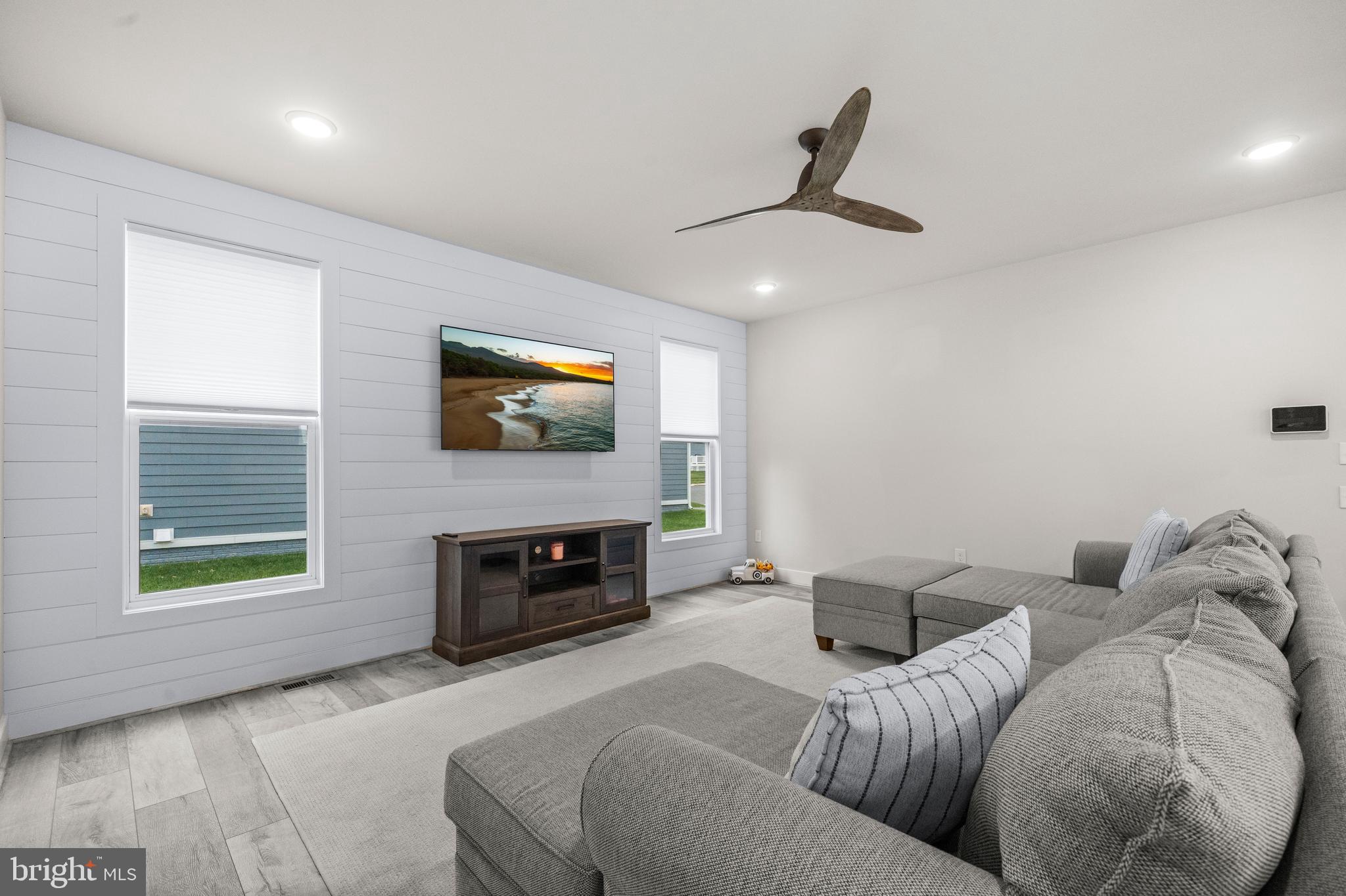 POTOMAC SHORES - Residential Lease