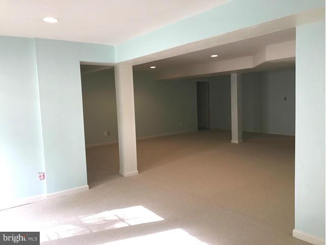 SOMERSET - Residential Lease