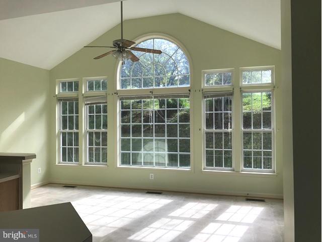 SOMERSET - Residential Lease