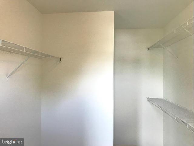 SOMERSET - Residential Lease