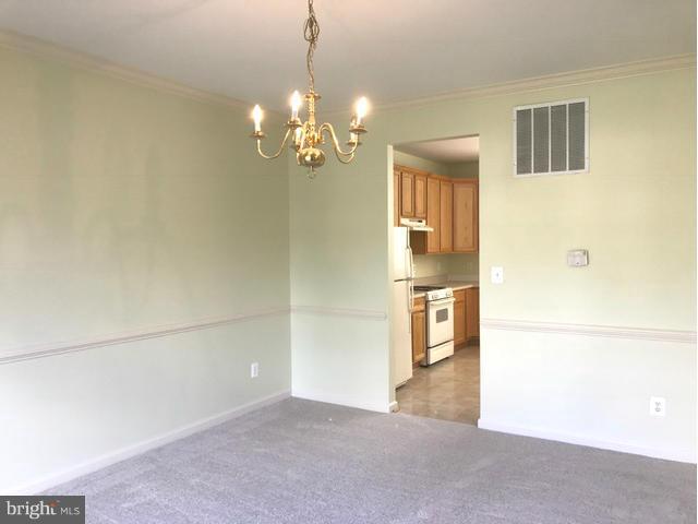 SOMERSET - Residential Lease