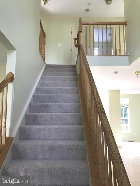 SOMERSET - Residential Lease