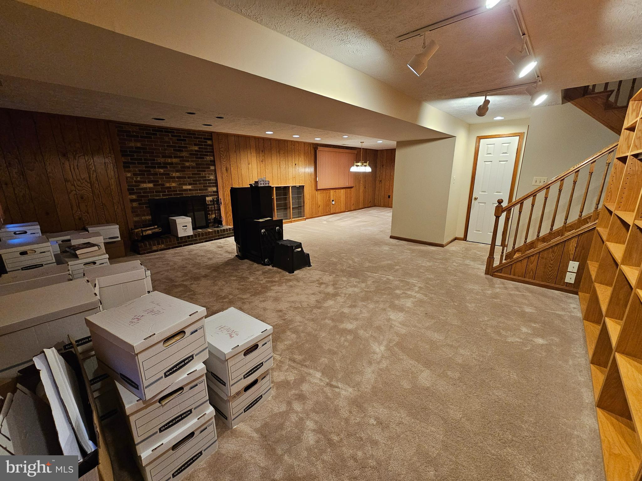 HELEN ESTATES - Residential