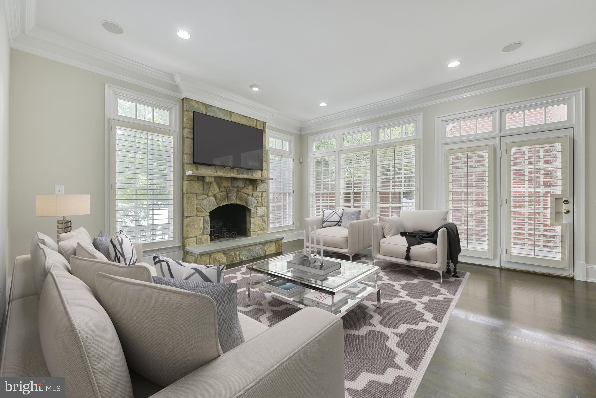 EVANS FARM - Residential